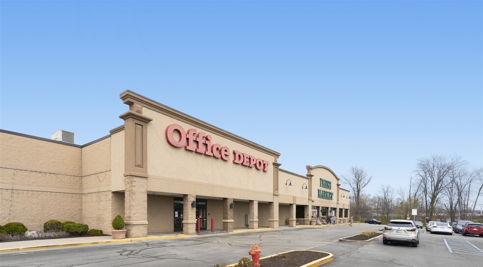 More Photos Of 6306-6410 W Jefferson Blvd, Fort Wayne Storefront For Lease