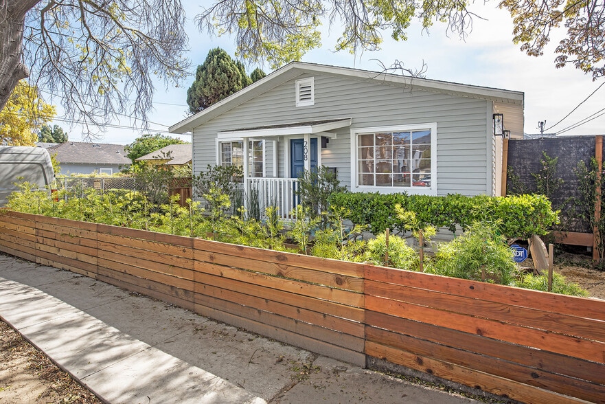 Primary Photo Of 208 S Voluntario St, Santa Barbara Apartments For Sale
