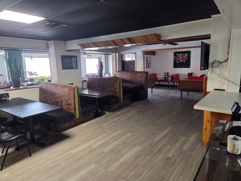 More Photos Of 8225 Ok-17 Hwy, Elgin Restaurant For Sale