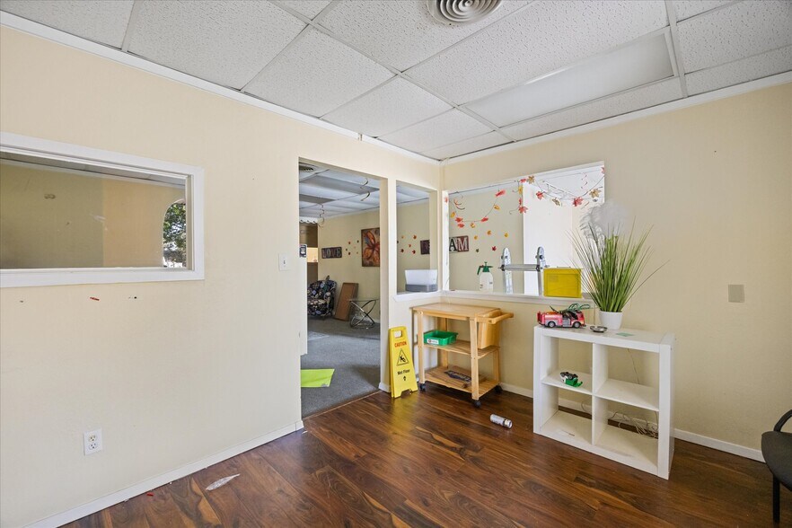 More Photos Of 6605 Dan Danciger Rd, Fort Worth Office For Sale