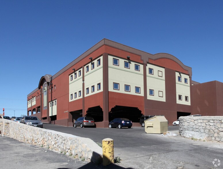 More Photos Of 7812 Gateway Blvd E, El Paso Medical For Lease
