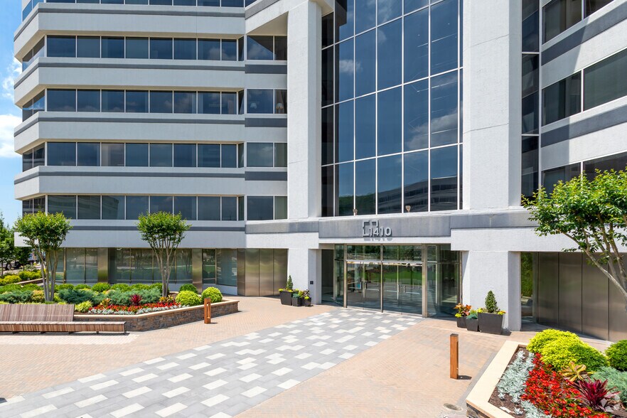 More Photos Of 1410-1430 Spring Hill Rd, McLean Unknown For Sale