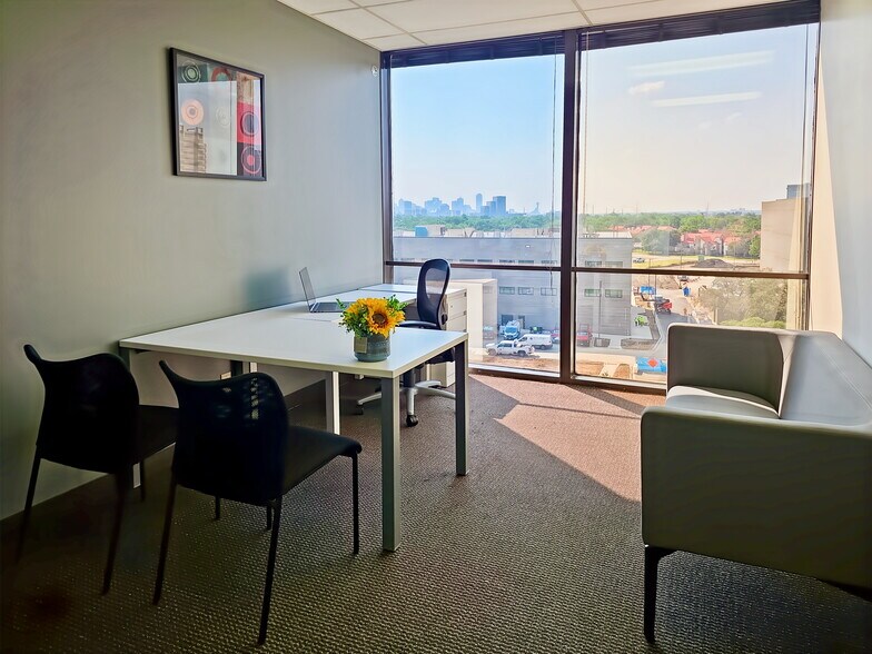 More Photos Of 1341 W Mockingbird Ln, Dallas Coworking Space