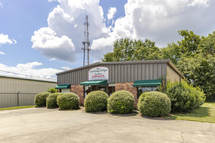 More Photos Of 111 Hudson St, Americus Office For Sale