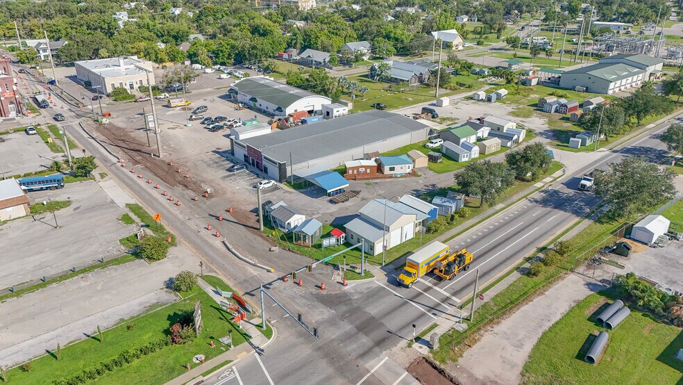 More Photos Of 14 W Hickory St, Arcadia Freestanding For Lease