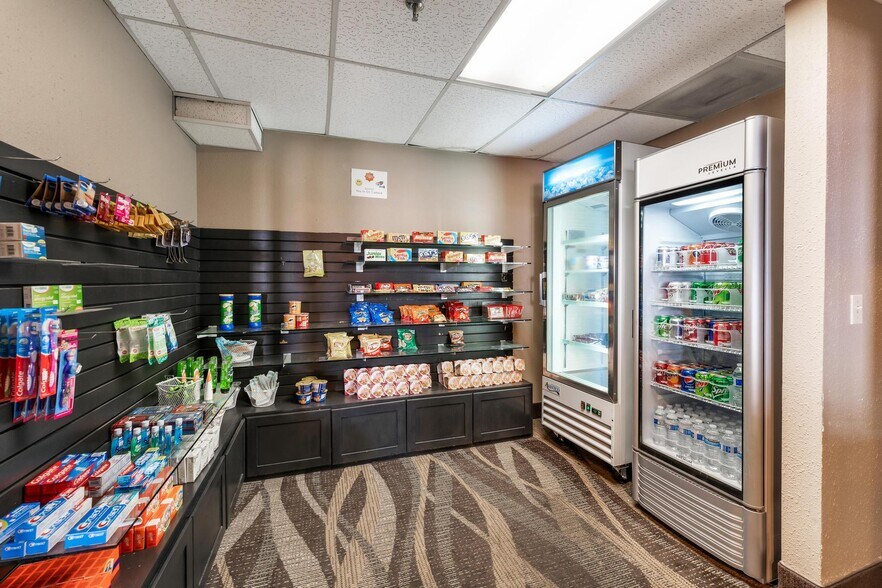 More Photos Of 1450 S Auto Mall Dr, St George Hotel For Sale