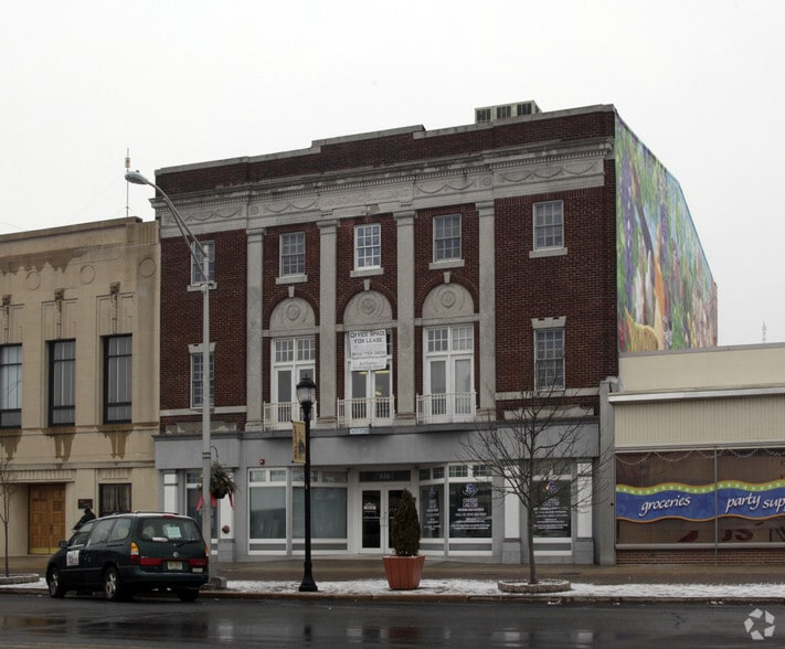 More Photos Of 616 E Landis Ave, Vineland Office Residential For Lease