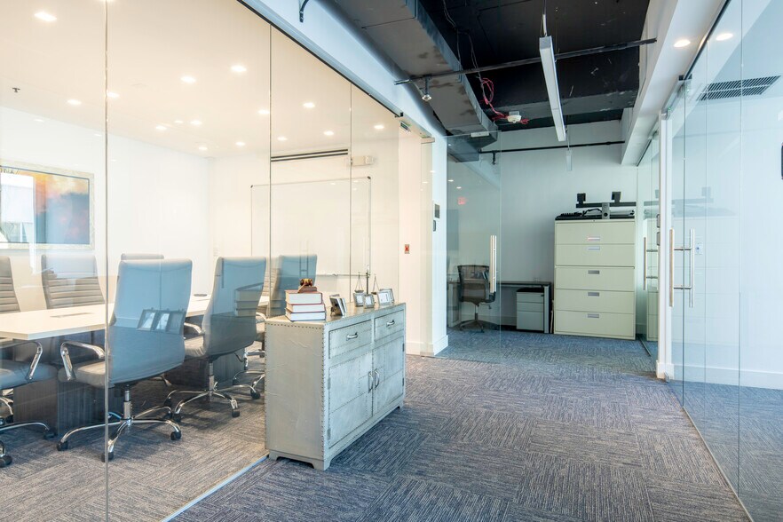 More Photos Of 150 SE 2nd Ave, Miami Office Residential For Sale