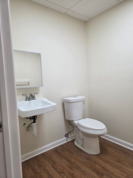 More Photos Of 435 Route 52, Carmel Healthcare For Lease