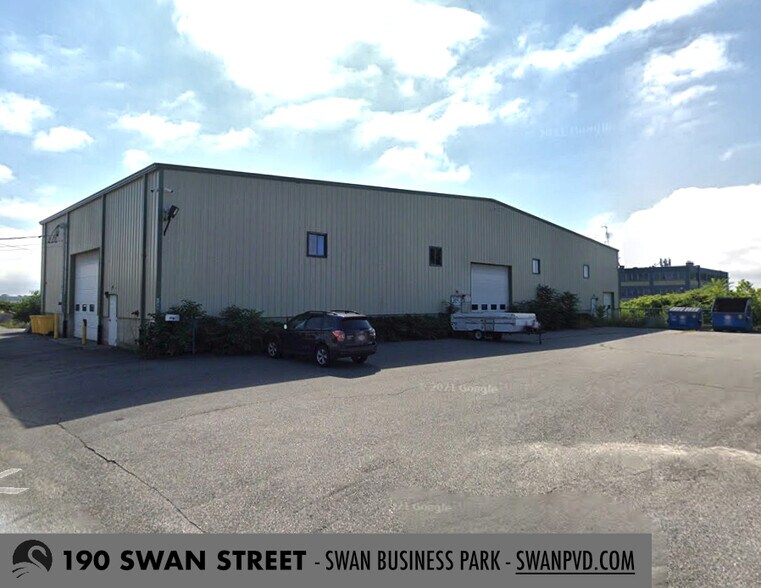 More Photos Of 190 Swan St, Providence Warehouse For Lease