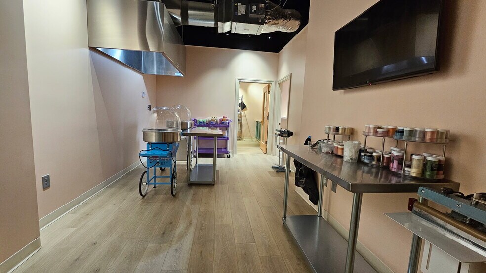 More Photos Of 822 Kumho Dr, Fairlawn Medical For Lease