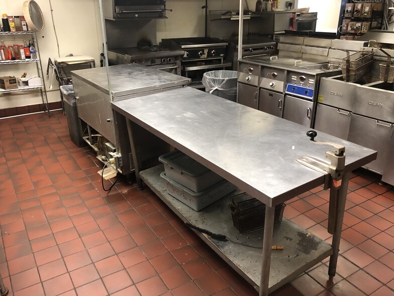 More Photos Of 3009 E Ash St, Goldsboro Restaurant For Sale