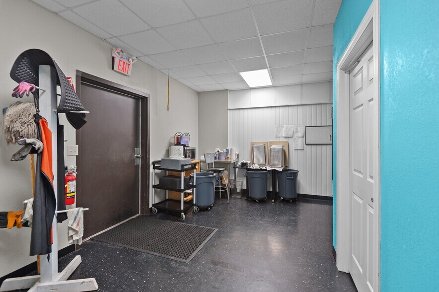 More Photos Of 102 Berry St, Hertford Restaurant For Sale
