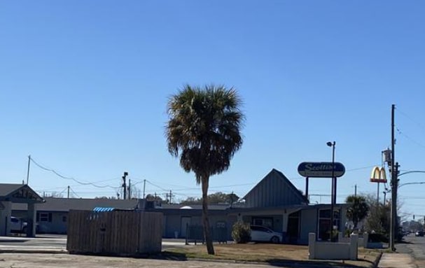 More Photos Of 2700 Broad St, Lake Charles Hotel For Sale