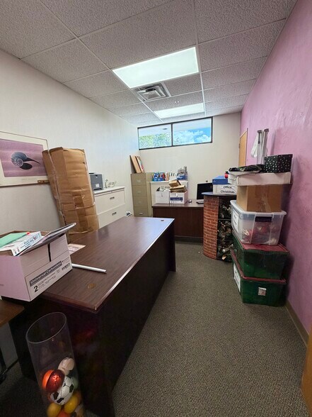 More Photos Of 4498 Vineland Rd, Orlando Flex For Lease