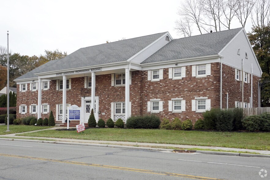 Primary Photo Of 6 Pompton Ave, Cedar Grove Medical For Lease