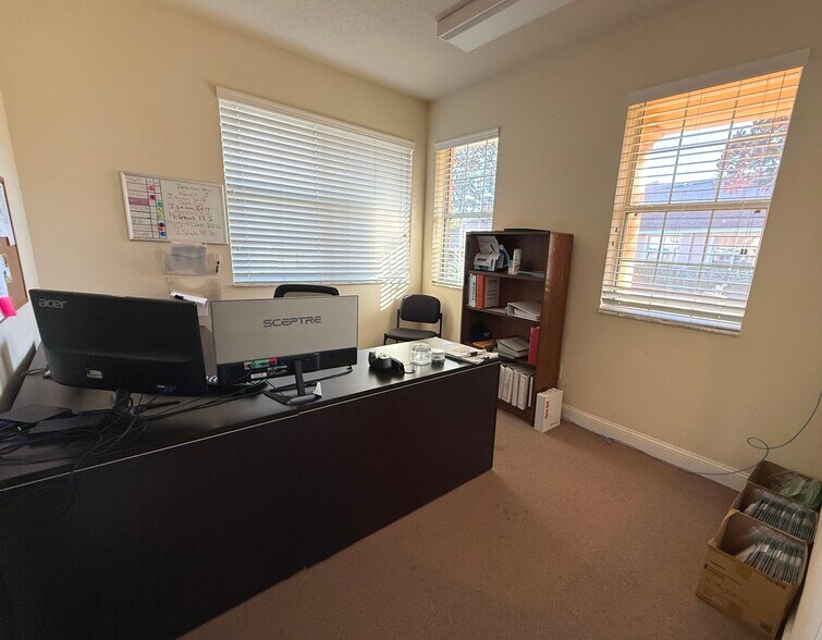 More Photos Of 4881 NW Palm Coast Pky, Palm Coast Office For Lease