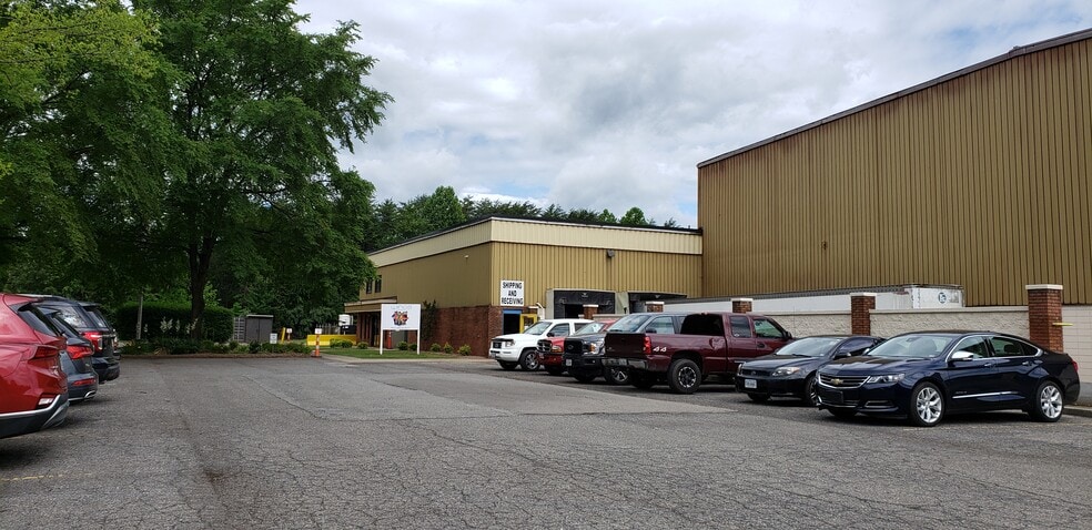 Primary Photo Of 1 Abrasive Ave, Bedford Industrial For Lease
