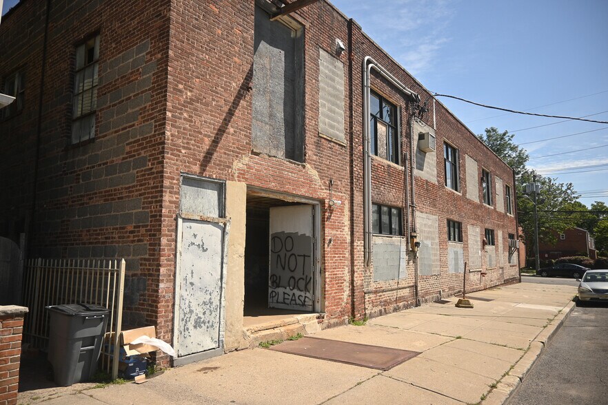 More Photos Of 115 Myrtle Ave, Passaic Warehouse For Lease