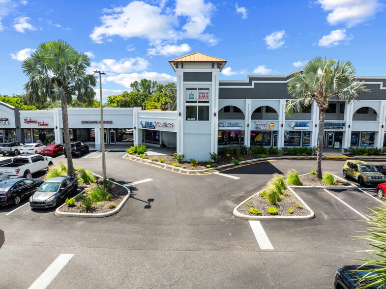More Photos Of 34200-34340 US Highway 19, Palm Harbor Unknown For Lease