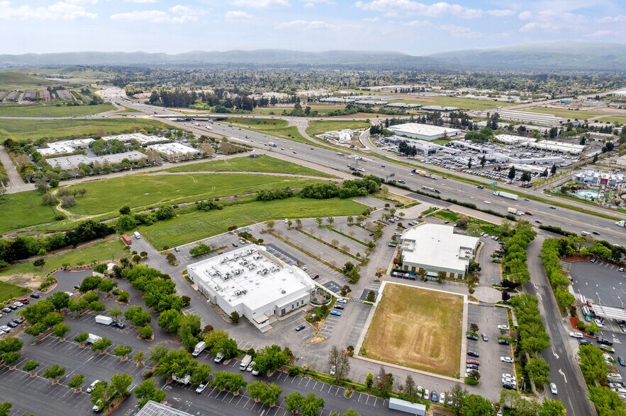 More Photos Of 2441 Constitution Dr, Livermore Research And Development For Lease