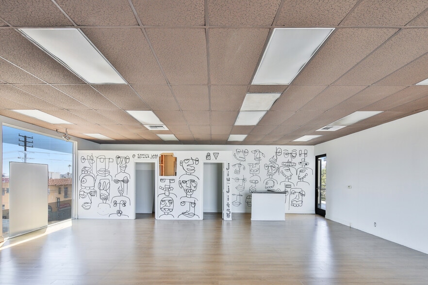 More Photos Of 7901-7911 Melrose Ave, Los Angeles Storefront Retail Office For Lease