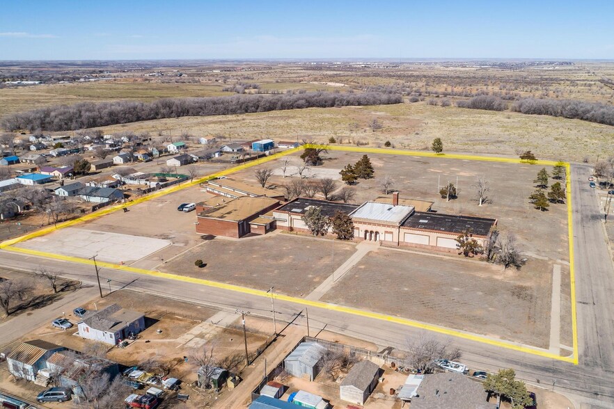 Primary Photo Of 2800 NW 9th Ave, Amarillo Schools For Sale