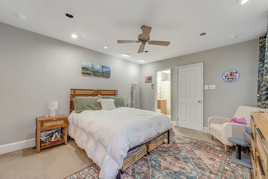 More Photos Of 1531 Green St, Philadelphia Apartments For Sale