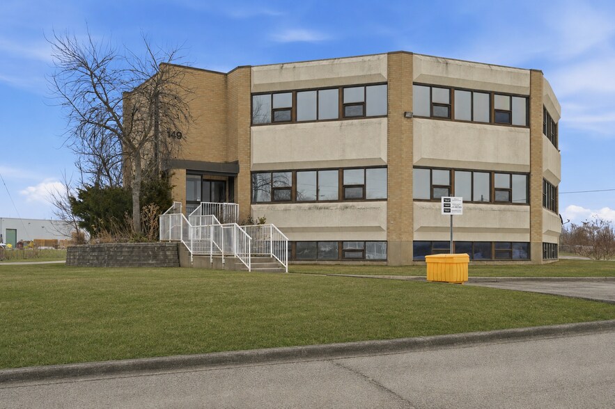 Primary Photo Of 149 N Murray St, Quinte West Office For Sale