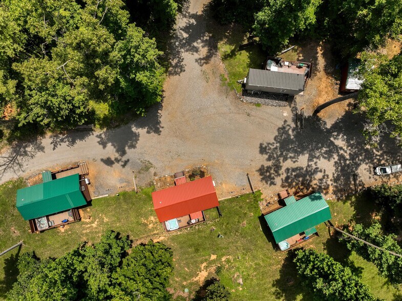 More Photos Of 127 Deer Hill Ln, Weaverville Specialty For Sale