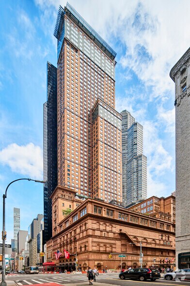 More Photos Of 152 W 57th St, New York Office For Lease