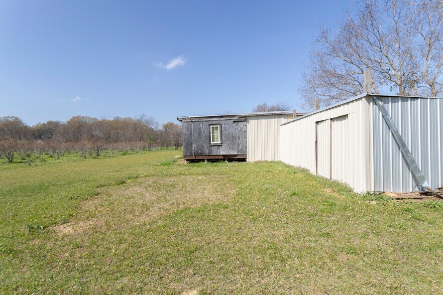 More Photos Of 2356 Alabama River Pky, Millbrook Flex For Sale