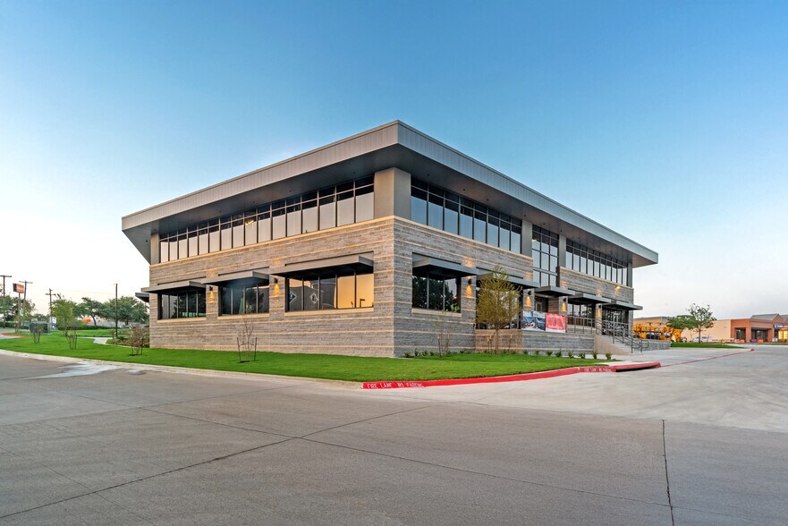 More Photos Of 550 Vigor Way, Rockwall Office For Lease