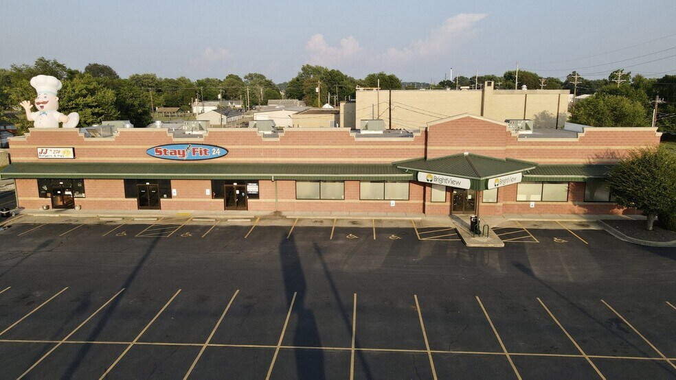 More Photos Of 500 N Green St, Henderson Freestanding For Lease