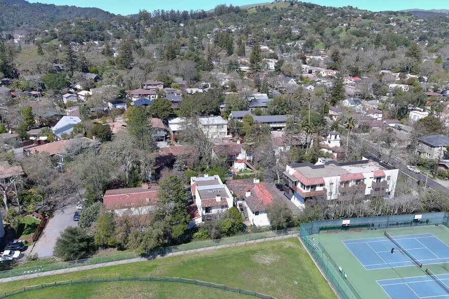 More Photos Of 1355 Sir Francis Drake Blvd, San Anselmo Apartments For Sale