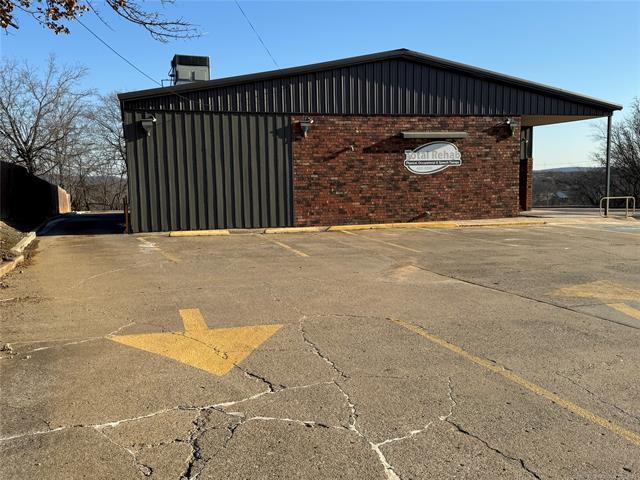 More Photos Of 1029 E Washington Ave, Mcalester Rehabilitation Center For Sale