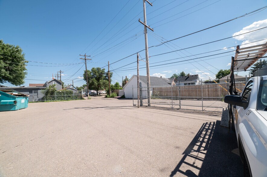 More Photos Of 710 12th St, Greeley Warehouse For Lease