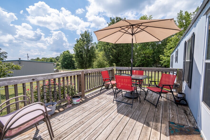 More Photos Of 3655 Neese Commerce Rd, Hull Multifamily For Sale