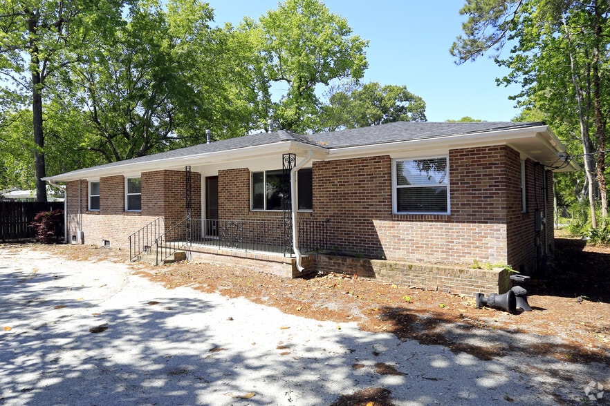 Primary Photo Of 537 Folly Rd, Charleston Medical For Lease