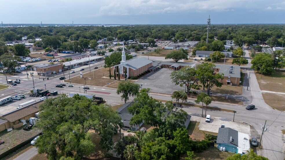 More Photos Of 6108 Arlington Rd, Jacksonville Office For Sale