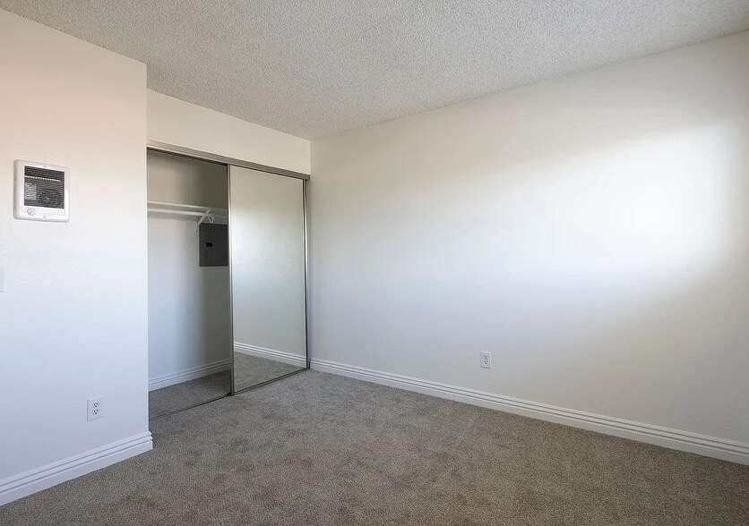 More Photos Of 1091 Calla Ave, Imperial Beach Apartments For Sale