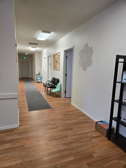 More Photos Of 1900 Belmont Loop, Woodland Storefront Retail Office For Lease