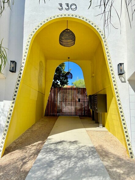 More Photos Of 330 S Horne St, Oceanside Apartments For Sale