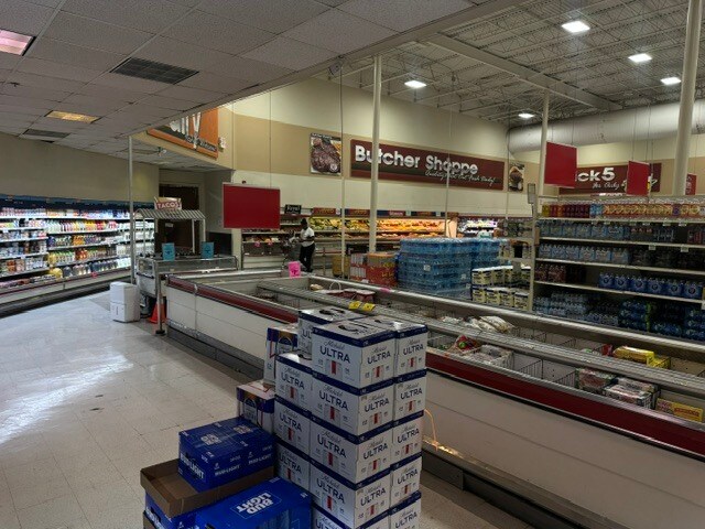 More Photos Of , Memphis General Retail For Sale