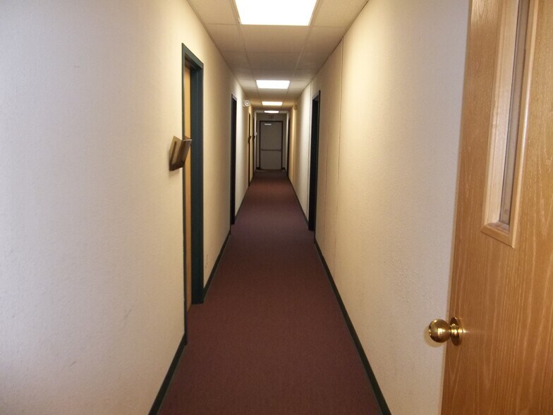 More Photos Of 1390 35th Pkwy Pky, Chanute Religious Facility For Sale