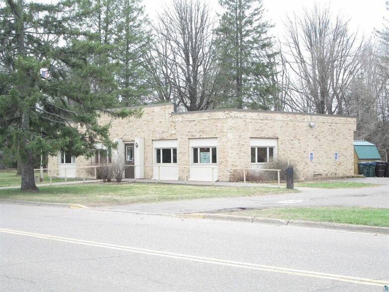 Primary Photo Of 111 Broadway St, Wrenshall Restaurant For Sale