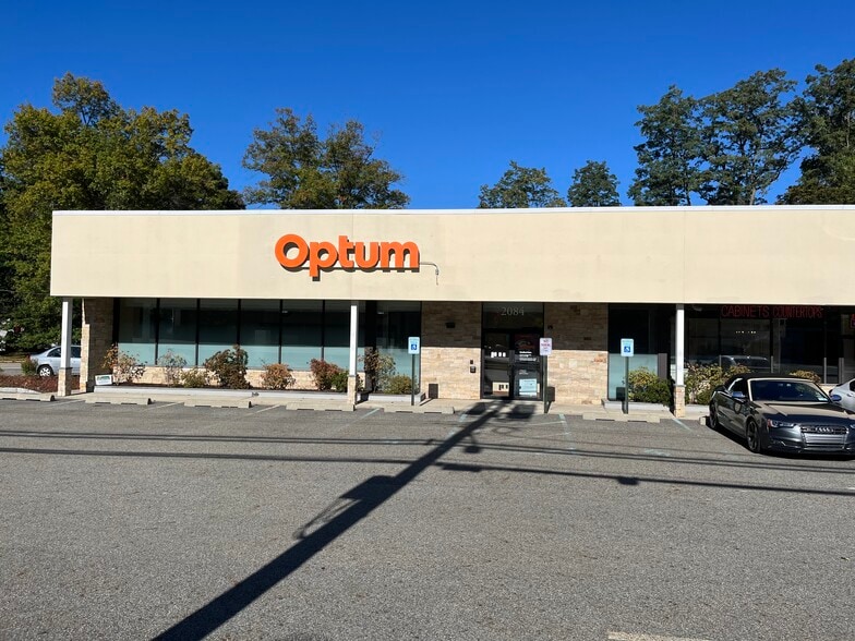 More Photos Of 2084-2090 E Main St, Cortlandt Manor Freestanding For Lease