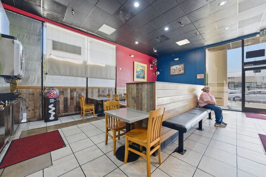 More Photos Of 410 N 11th Ave, Hanford General Retail For Sale