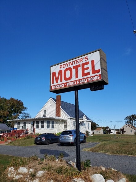 More Photos Of 12374 S DuPont Hwy, Felton Hotel For Sale