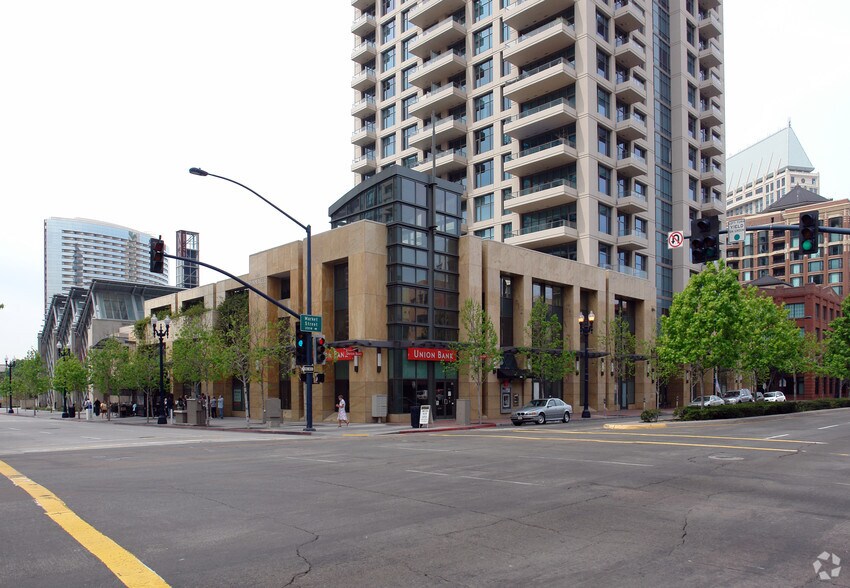 More Photos Of 550 Front St, San Diego Apartments For Sale